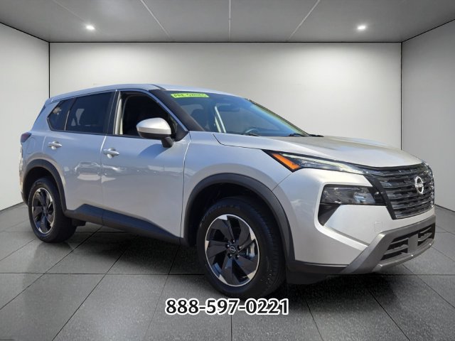 Used 2024 Nissan Rogue SV FWD image 7