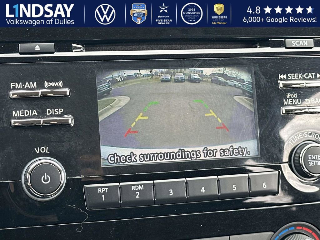 Used 2018 Nissan Rogue Sport S image 16