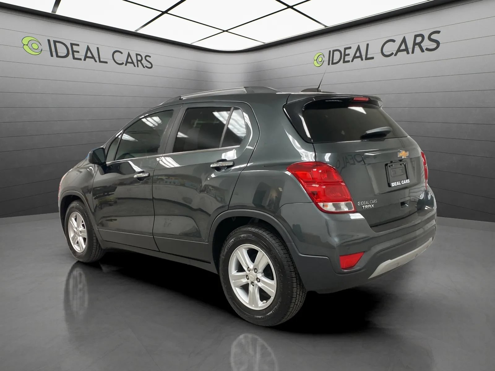 Used 2019 Chevrolet Trax LT w/ Driver Confidence Package FWD image 7