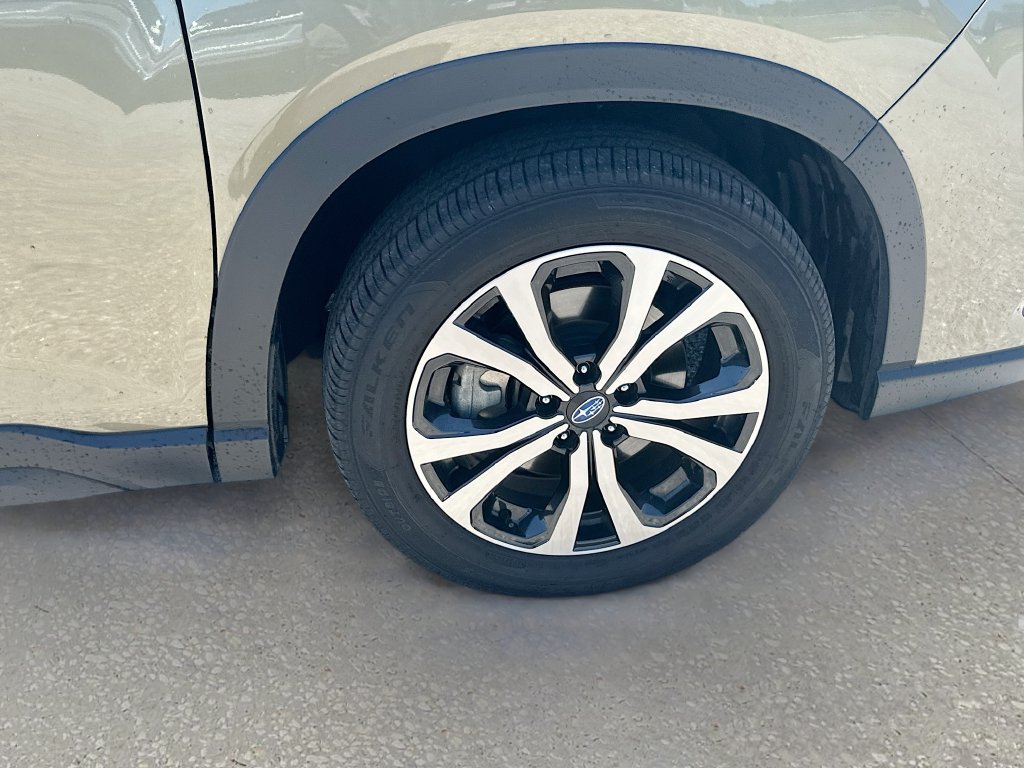 Certified 2024 Subaru Forester Limited AWD/4WD image 31