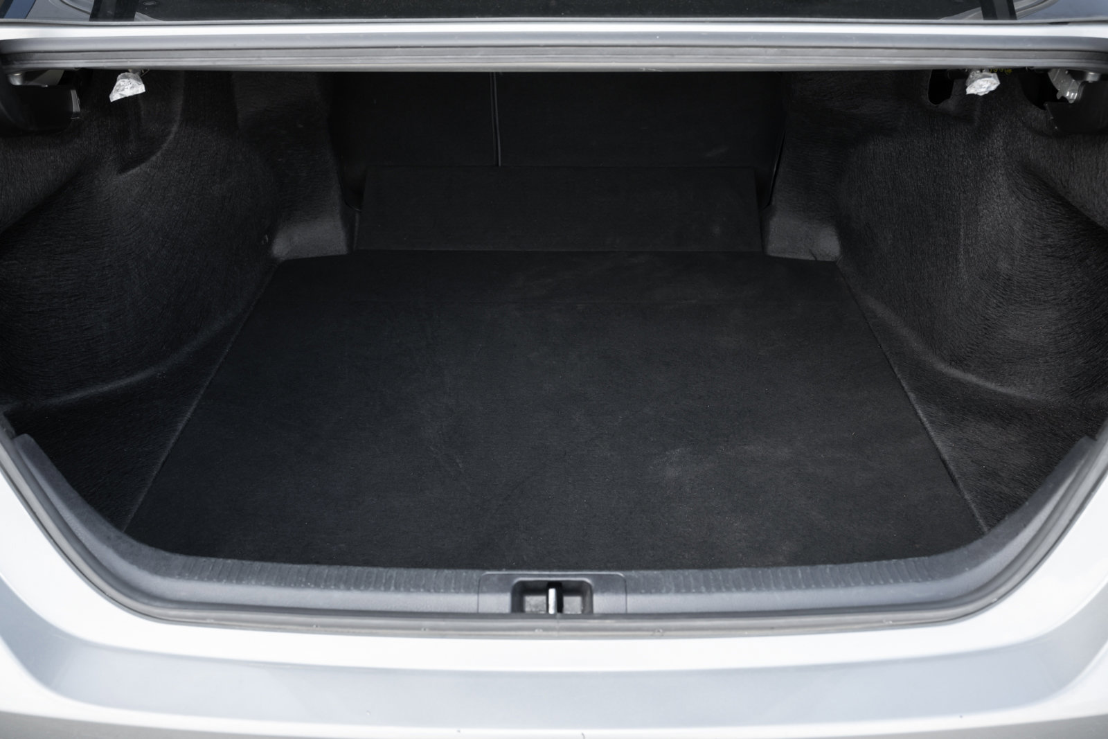 Used 2023 Toyota Camry SE image 37