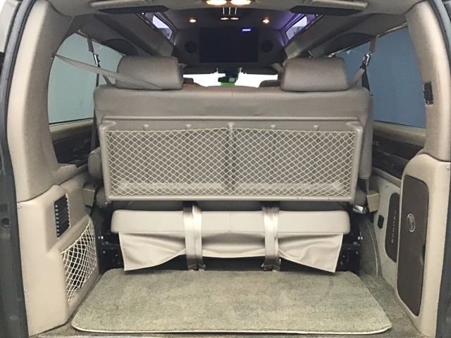 Used 2019 GMC Savana 2500 Extended w/ Enhanced Convenience Package image 7