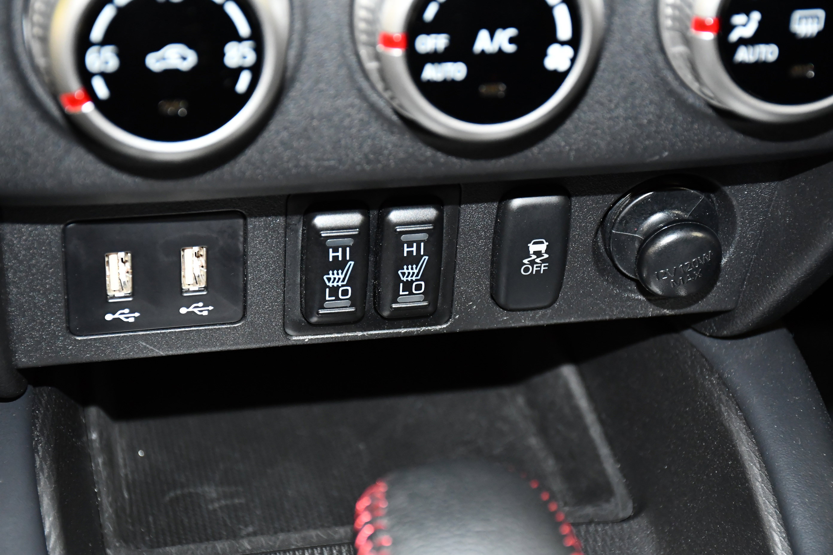 Used 2024 Mitsubishi Outlander Sport LE image 29