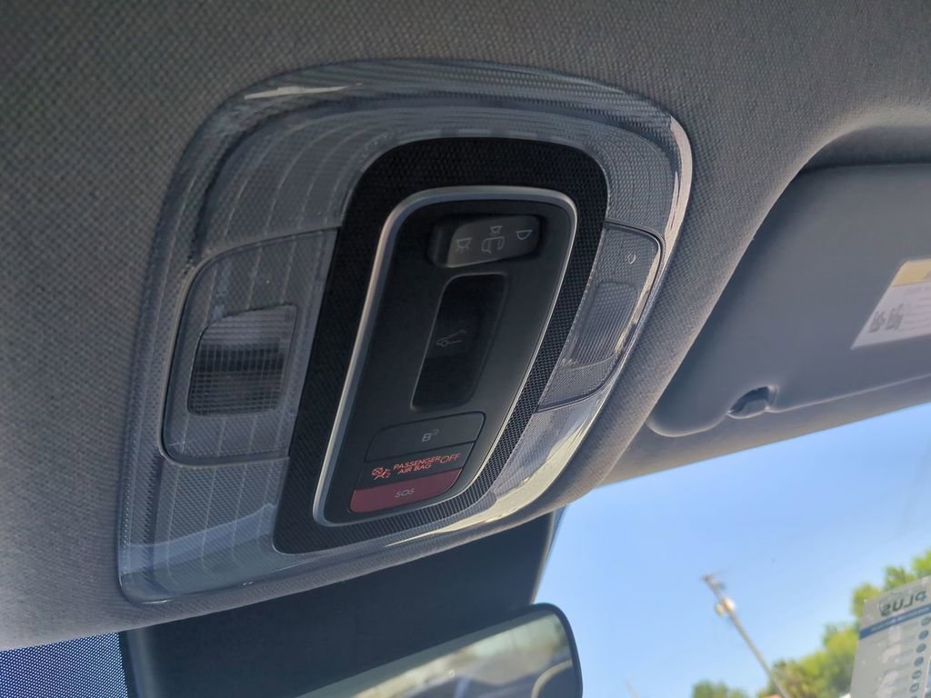 New 2026 Hyundai Elantra Limited image 23