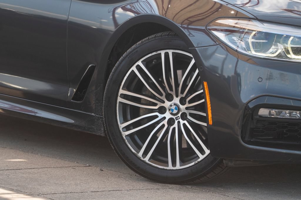 Used 2018 BMW 540i xDrive AWD/4WD image 13