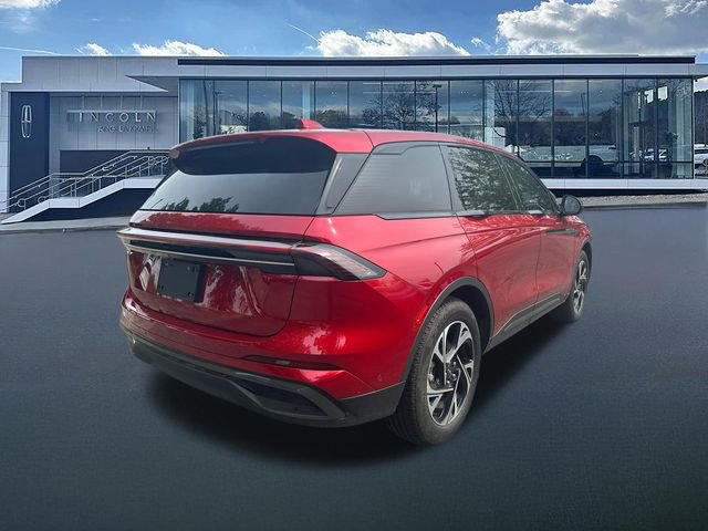 Used 2024 Lincoln Nautilus Premier w/ Equipment Group 102A image 8