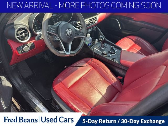 Used 2019 Alfa Romeo Giulia Sprint w/ Cold Weather Package image 16
