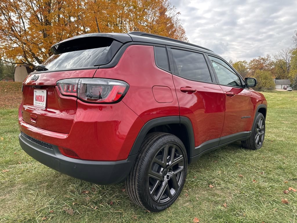 New 2026 Jeep Compass Limited AWD/4WD image 3