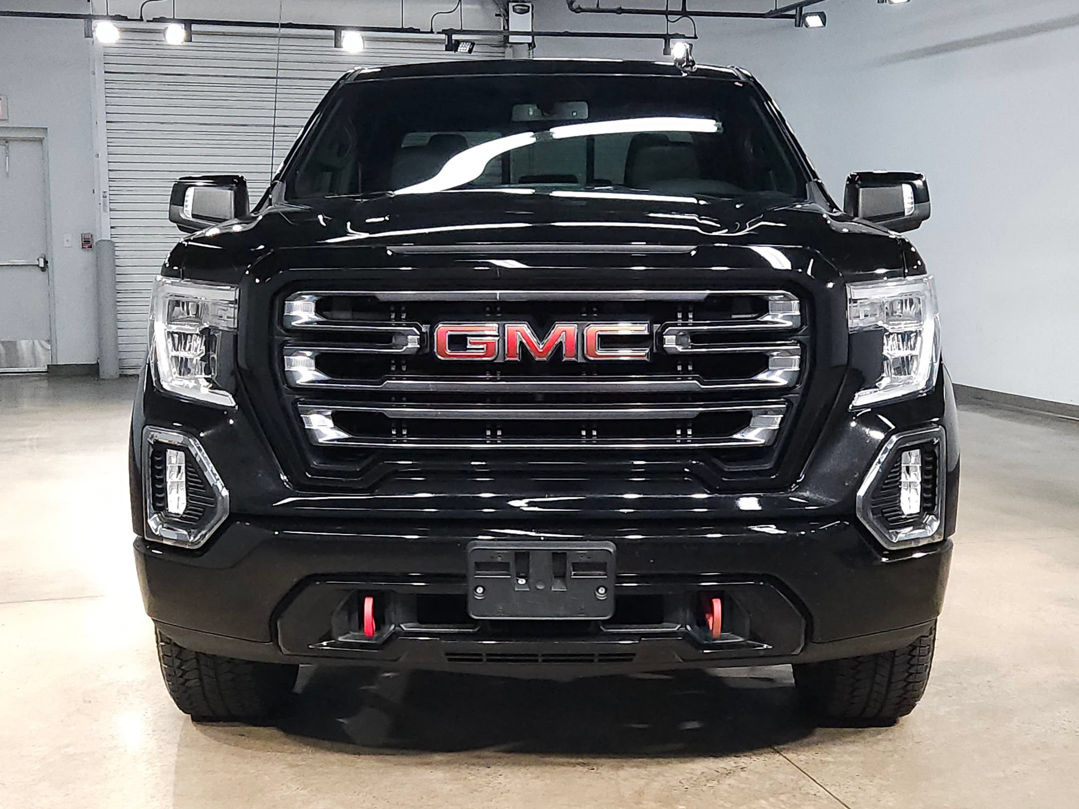 Used 2021 GMC Sierra 1500 AT4 w/ AT4 Preferred Package AWD/4WD image 2