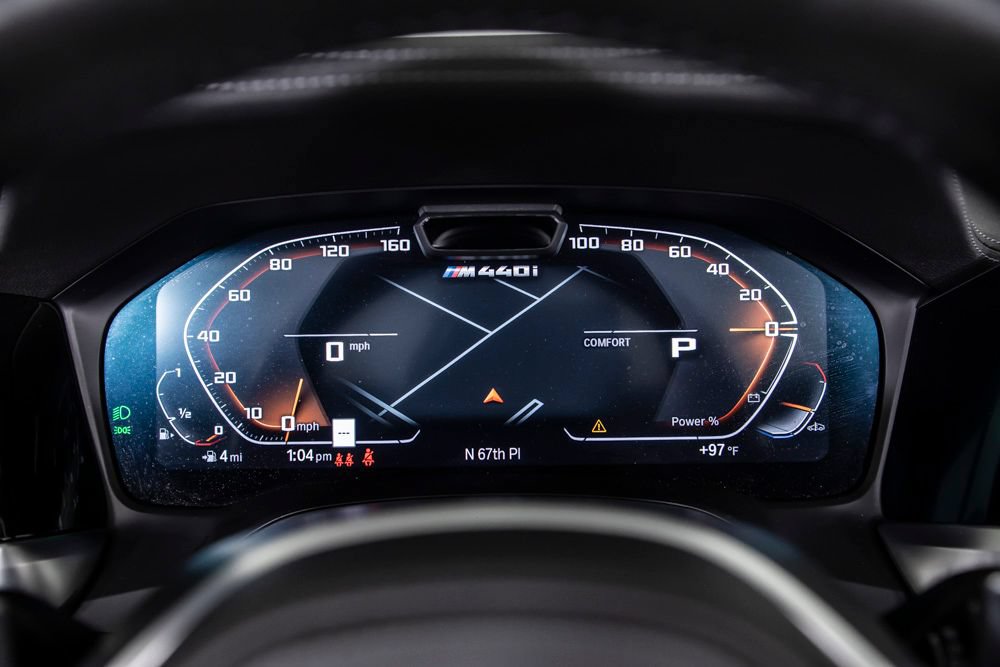 Used 2022 BMW M440i Convertible RWD image 25