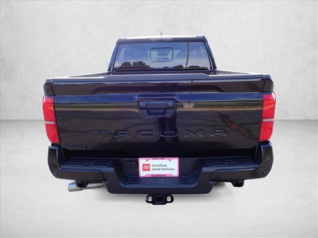 Certified 2025 Toyota Tacoma SR5 AWD/4WD image 3