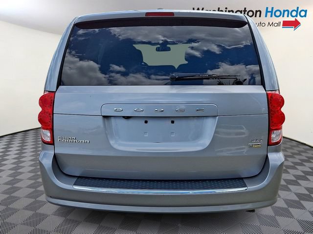 Used 2018 Dodge Grand Caravan SXT FWD image 5