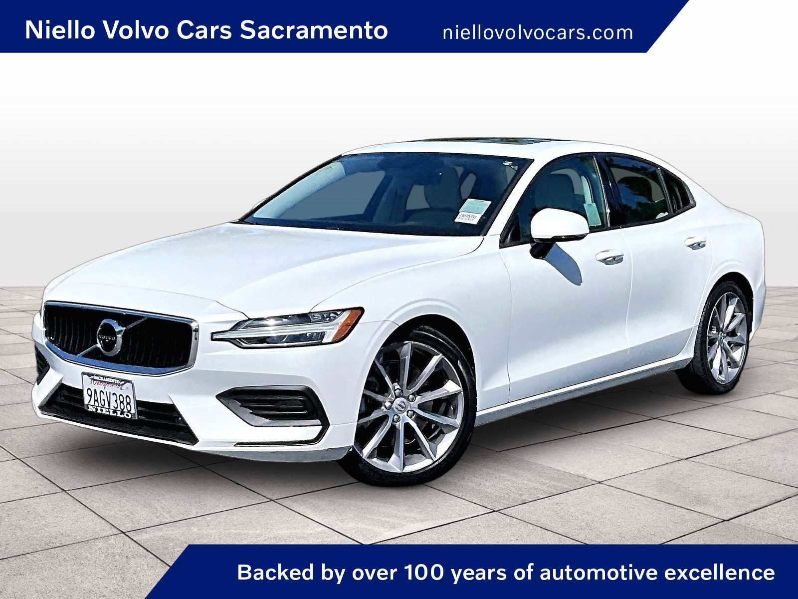 Used 2019 Volvo S60 T5 Momentum w/ Premium Package image 1