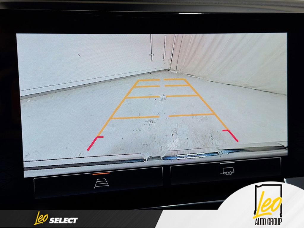 Used 2024 GMC Sierra 1500 Elevation image 14