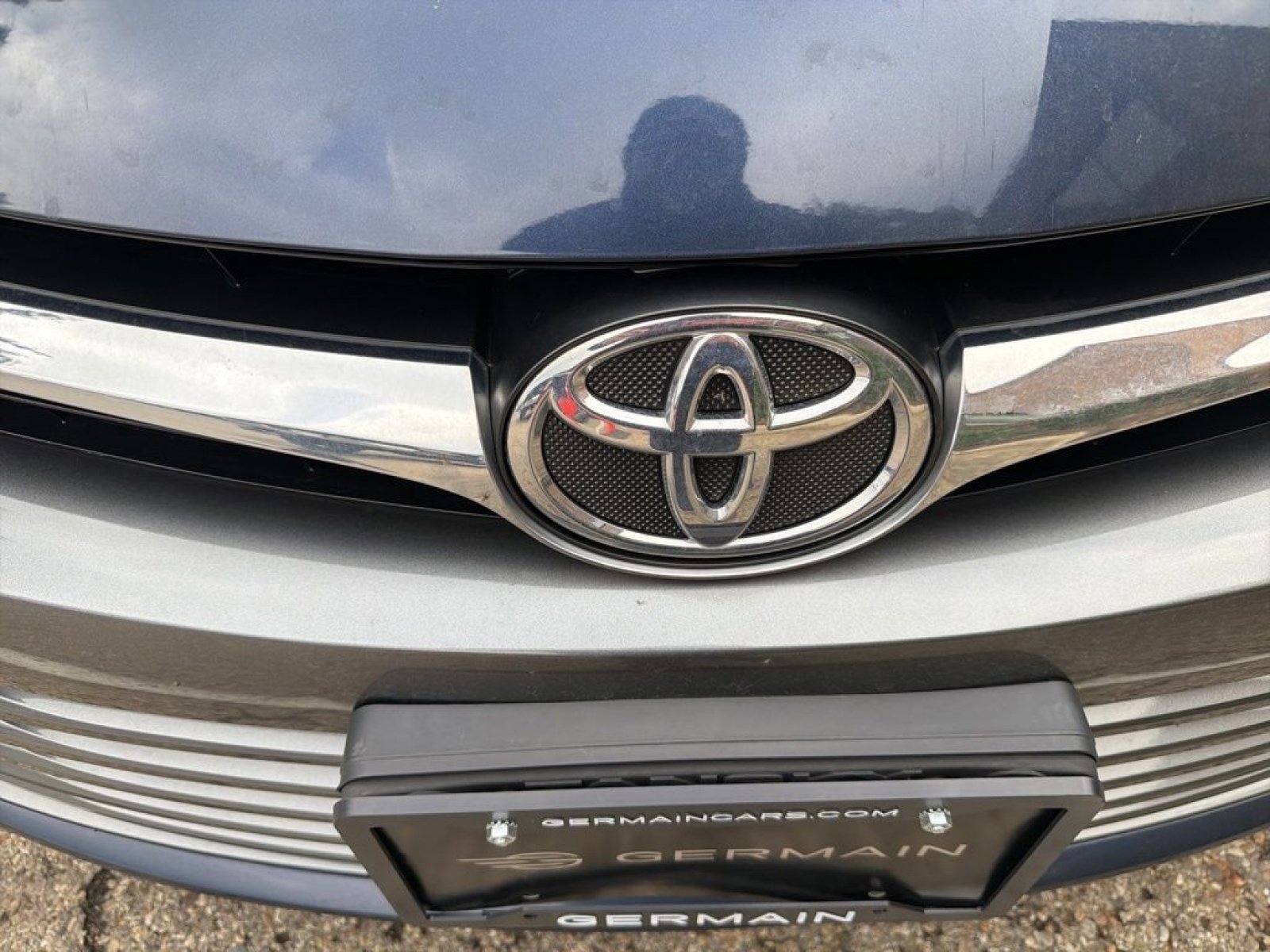 Used 2017 Toyota Camry LE image 4