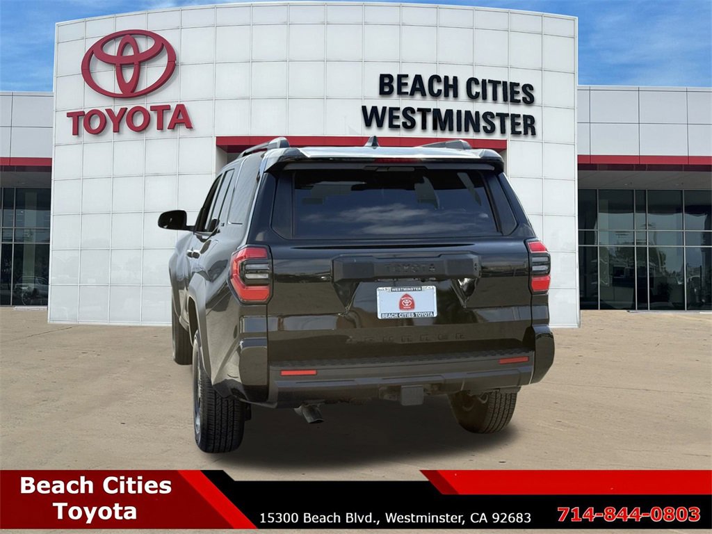 Used 2025 Toyota 4Runner SR5 image 9