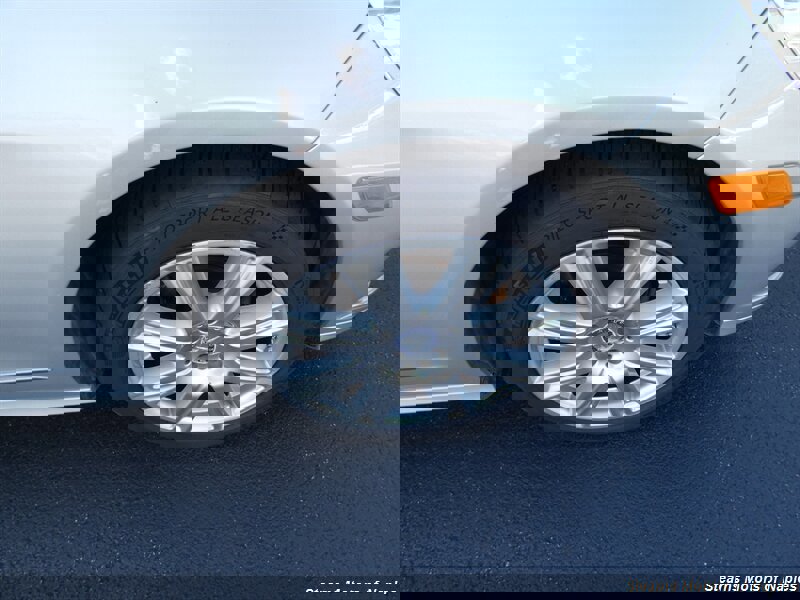 Used 2013 Mercedes-Benz E 350 4MATIC Wagon image 17