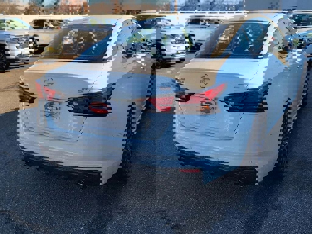 Used 2024 Nissan Altima 2.5 SR image 8
