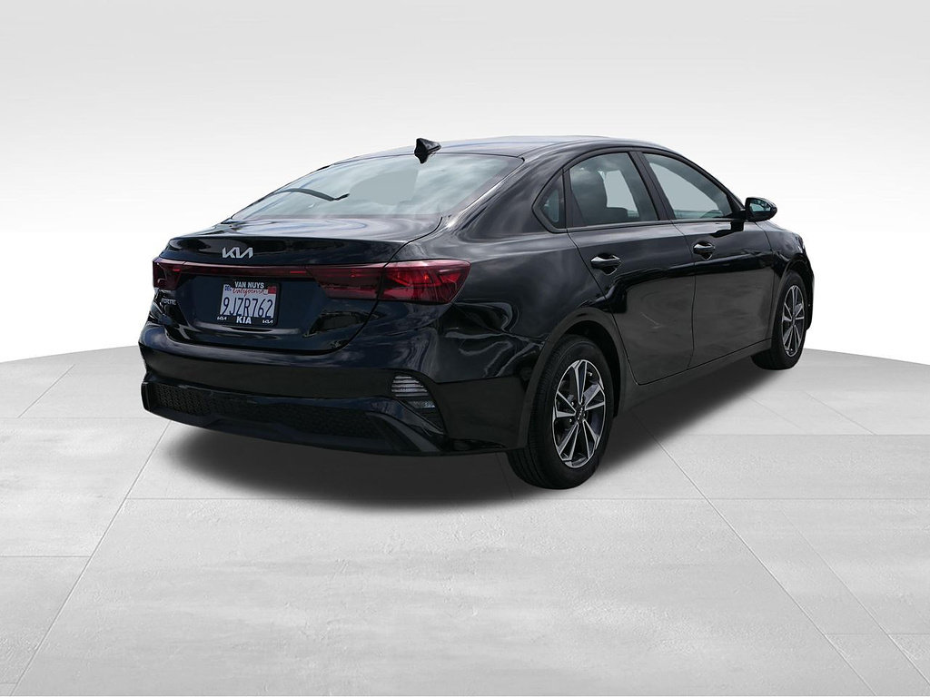 Used 2024 Kia Forte LXS w/ LXS Technology Package FWD image 28
