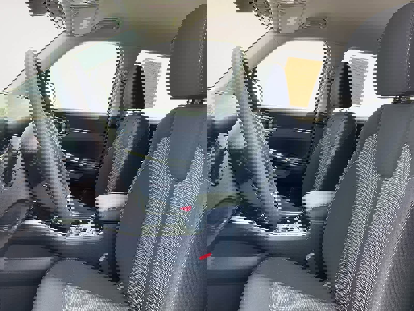 Used 2025 Kia Sorento LX FWD image 11