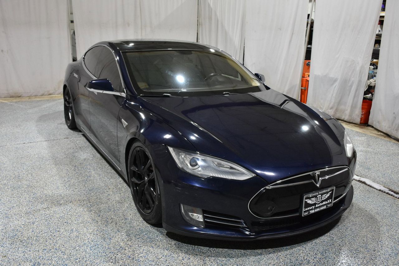 Used 2013 Tesla Model S Performance image 3