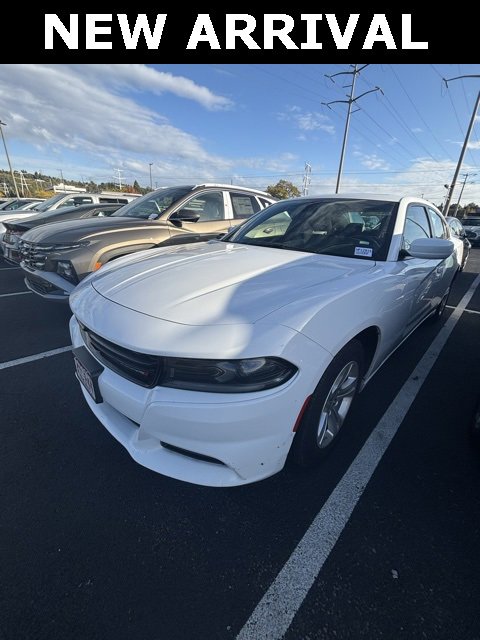 Used 2022 Dodge Charger SXT w/ Leather Interior Group