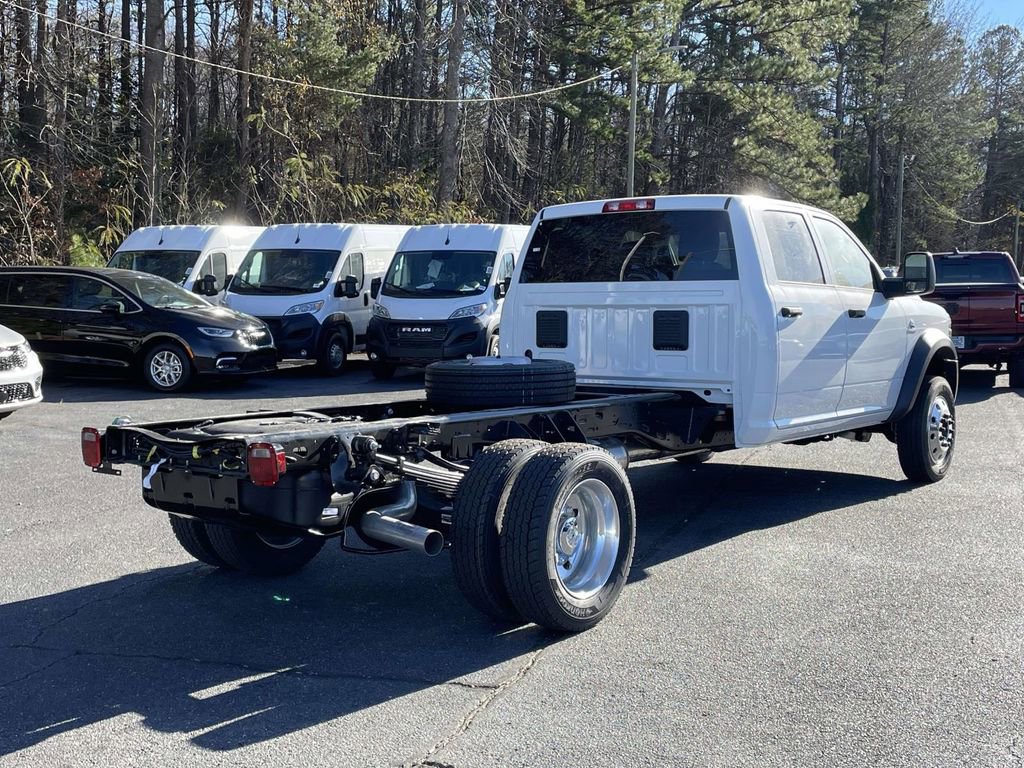 New 2026 RAM 5500 Tradesman w/ Chrome Appearance Group AWD/4WD image 8