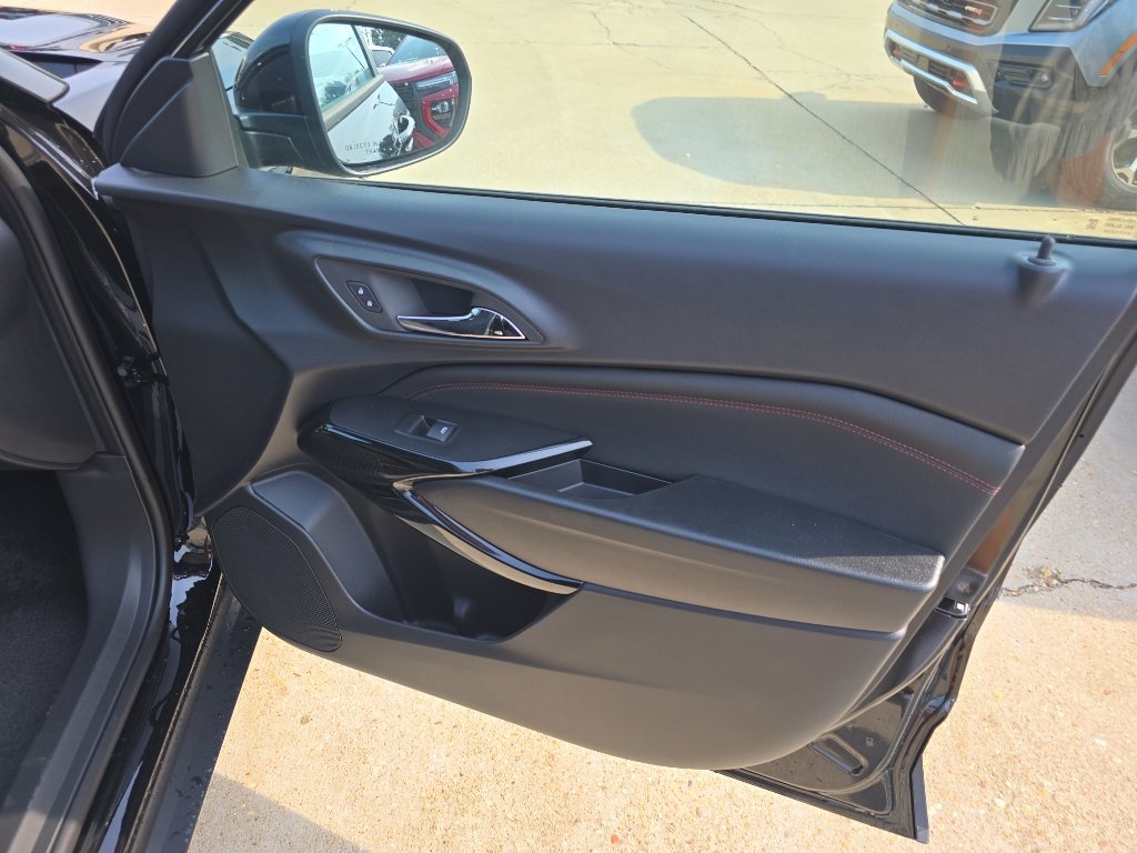 New 2026 Chevrolet Trax RS w/ Driver Confidence Package FWD image 18