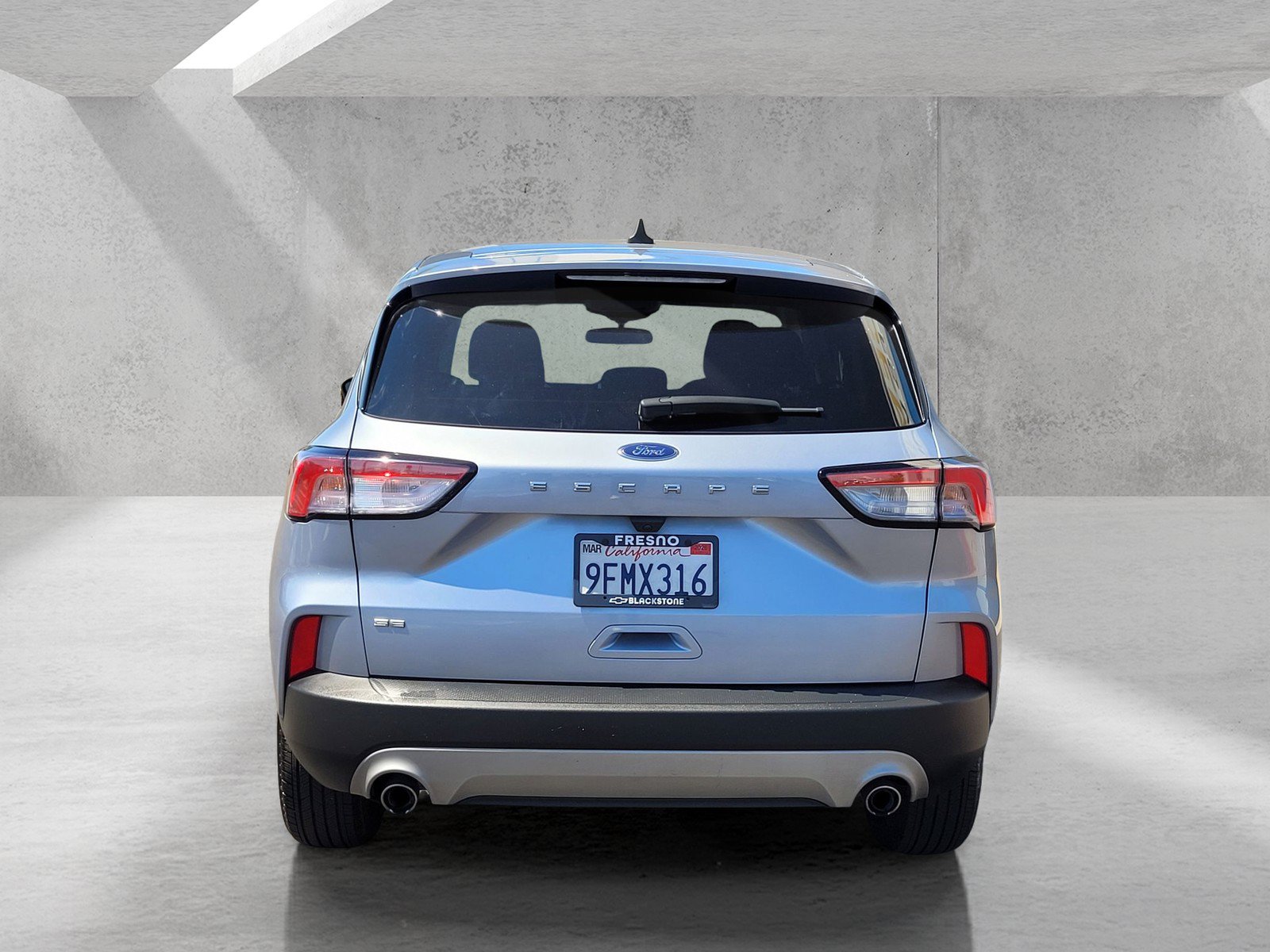 Used 2022 Ford Escape SE w/ Convenience Package FWD image 5