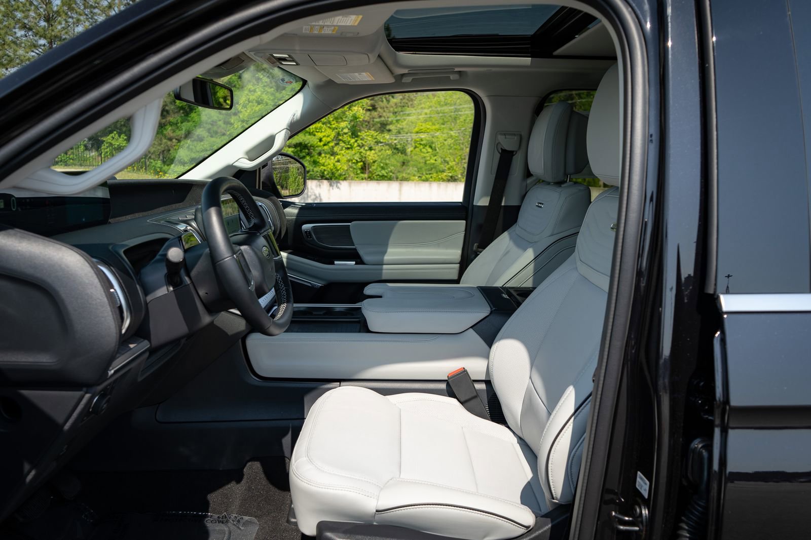 New 2026 Ford Expedition Platinum AWD/4WD image 24