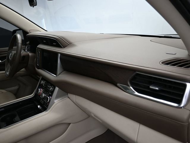 Used 2021 GMC Yukon XL Denali w/ Denali Premium Package image 45