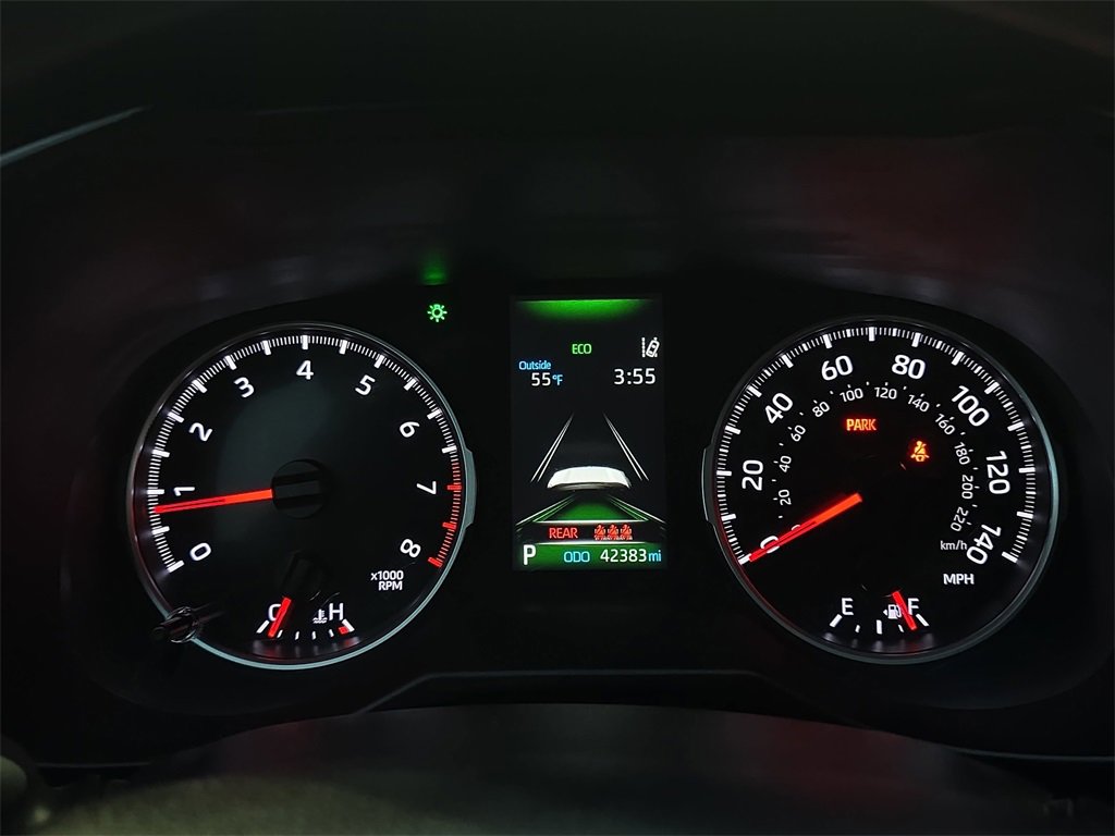 Used 2022 Toyota RAV4 LE image 22