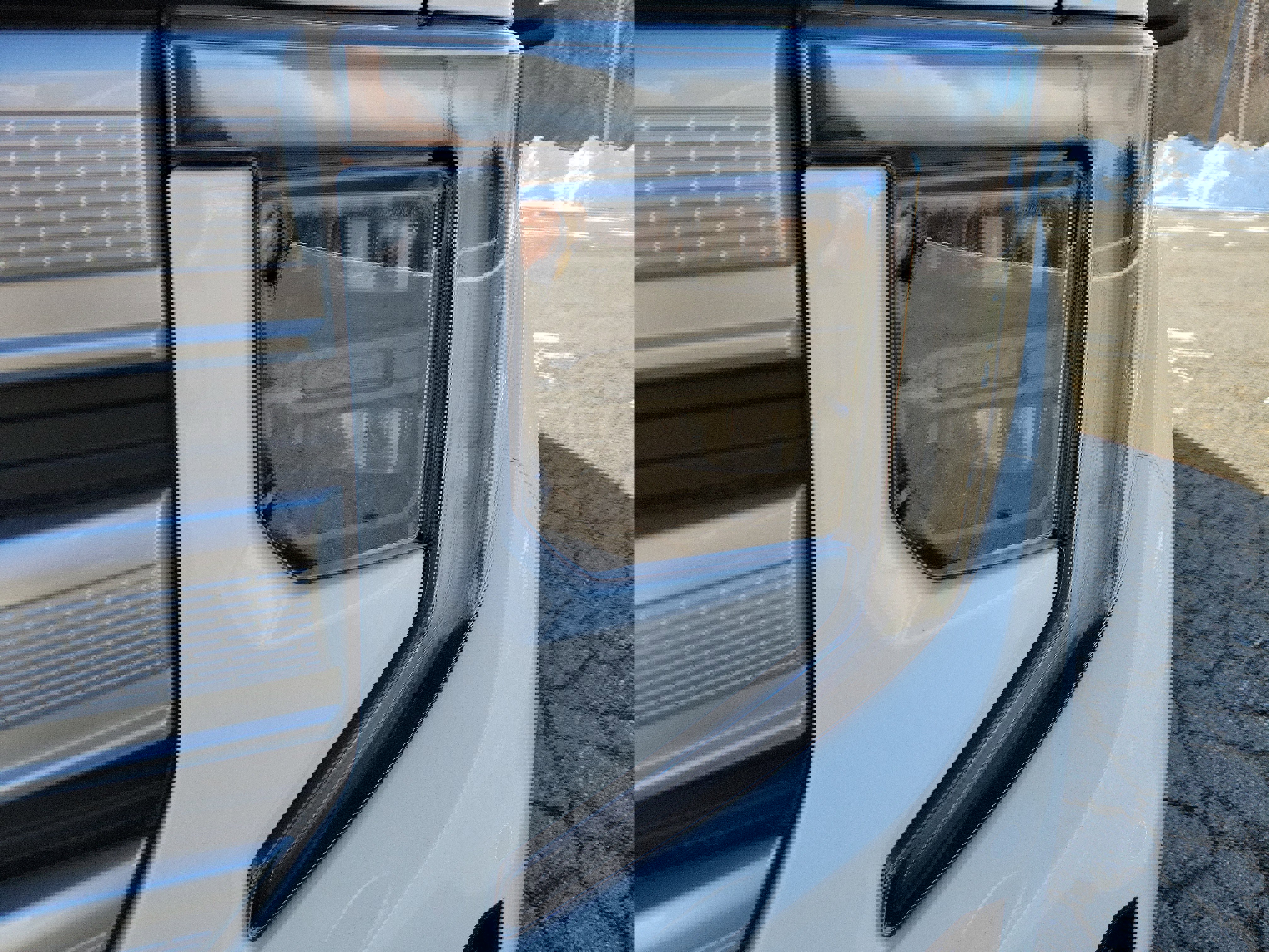 New 2026 GMC Sierra 1500 SLE image 14