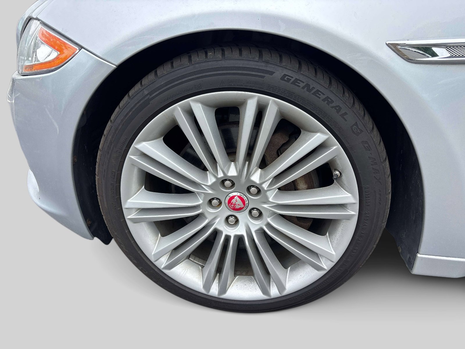 Used 2014 Jaguar XJ L Portfolio AWD/4WD image 7