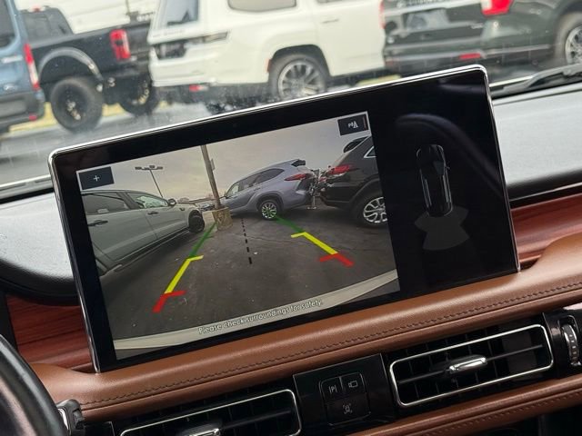 Used 2022 Lincoln Nautilus Reserve w/ Luxury Package image 5