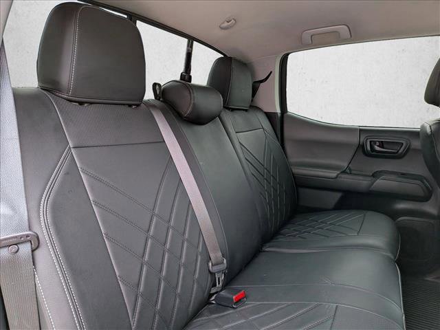 Used 2022 Toyota Tacoma SR AWD/4WD image 11