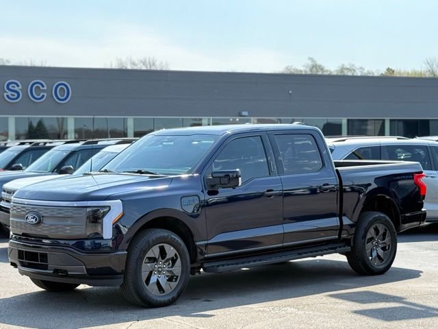 Used 2025 Ford F150 Lightning Lariat AWD/4WD image 37