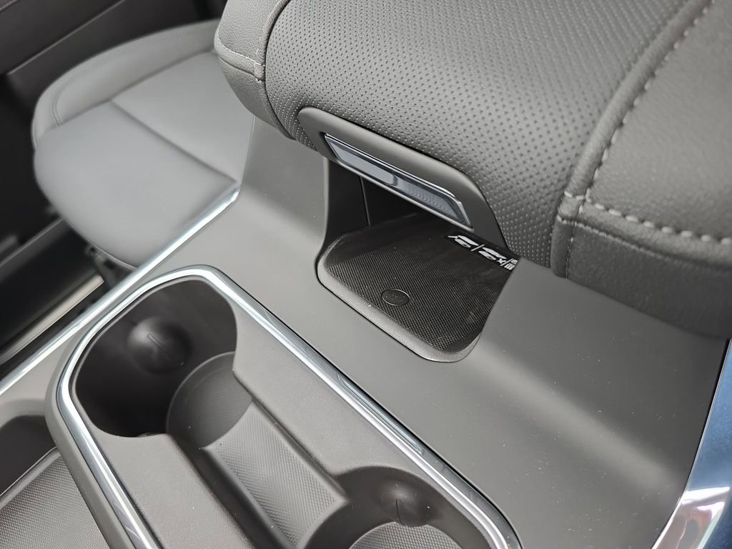 New 2025 Chevrolet Silverado 3500 LTZ w/ LTZ Convenience Package image 19