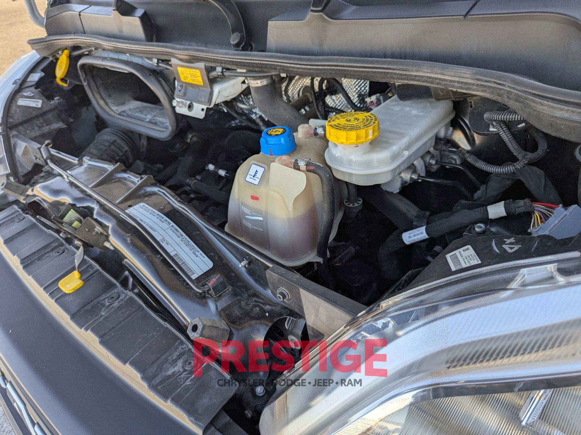 Used 2025 RAM ProMaster 2500 w/ Convenience Group image 35