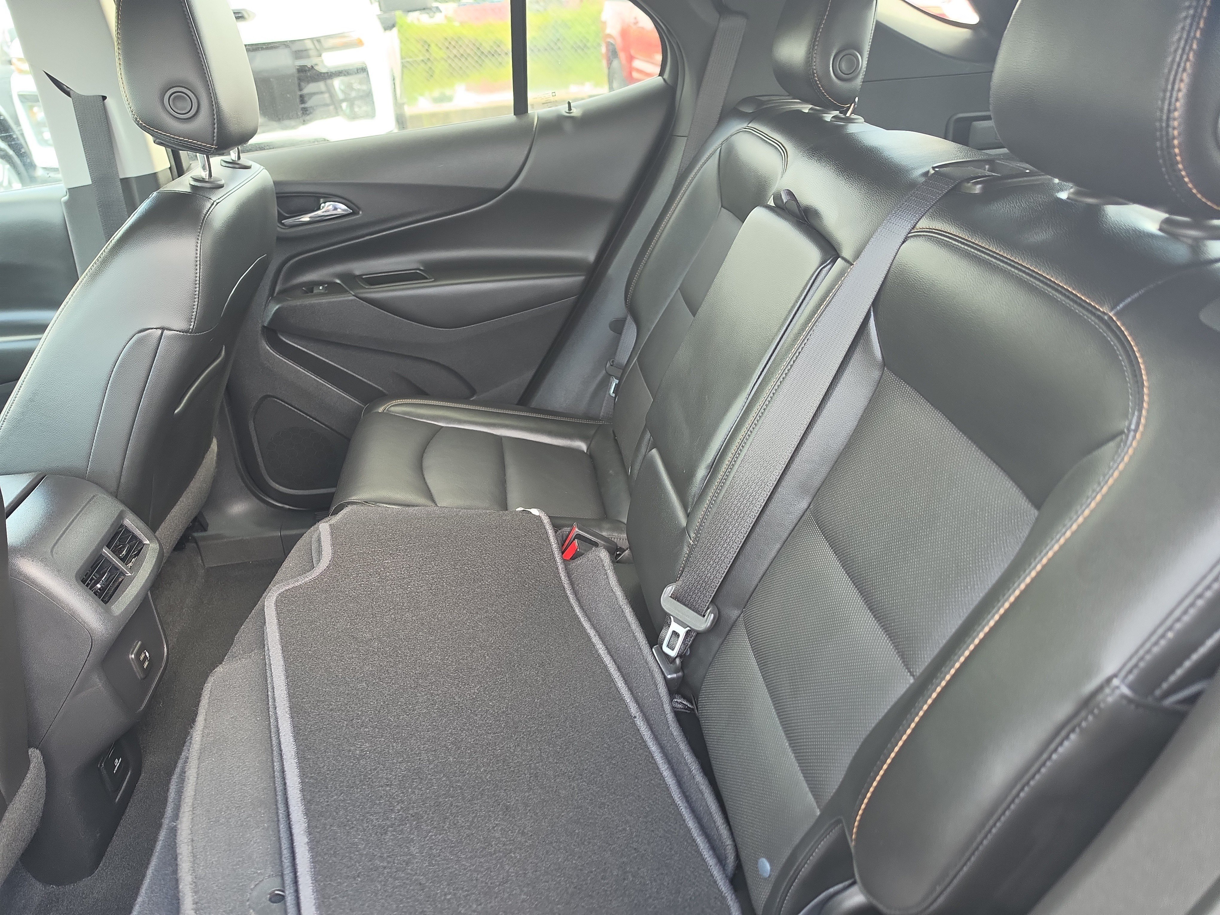 Certified 2020 Chevrolet Equinox LT w/ Midnight Edition FWD image 13
