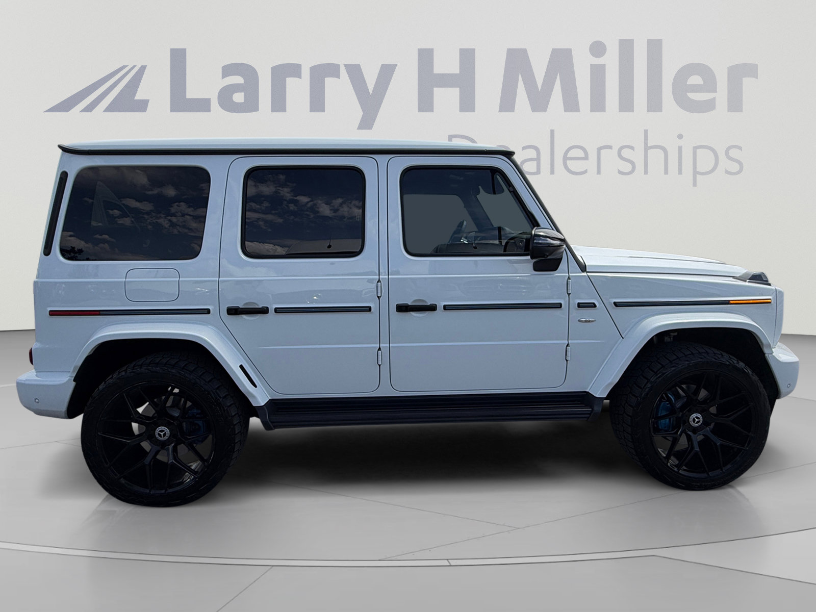 Used 2025 Mercedes-Benz G 580 w/ EQ Technology image 6