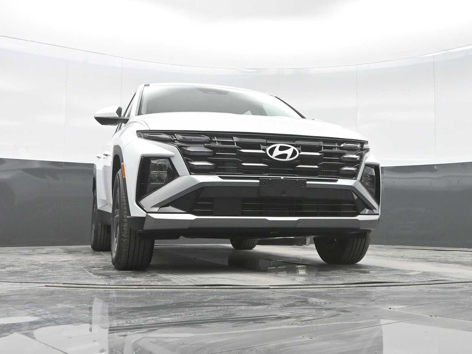 New 2026 Hyundai Tucson Blue SE w/ Tow & Go Package image 30