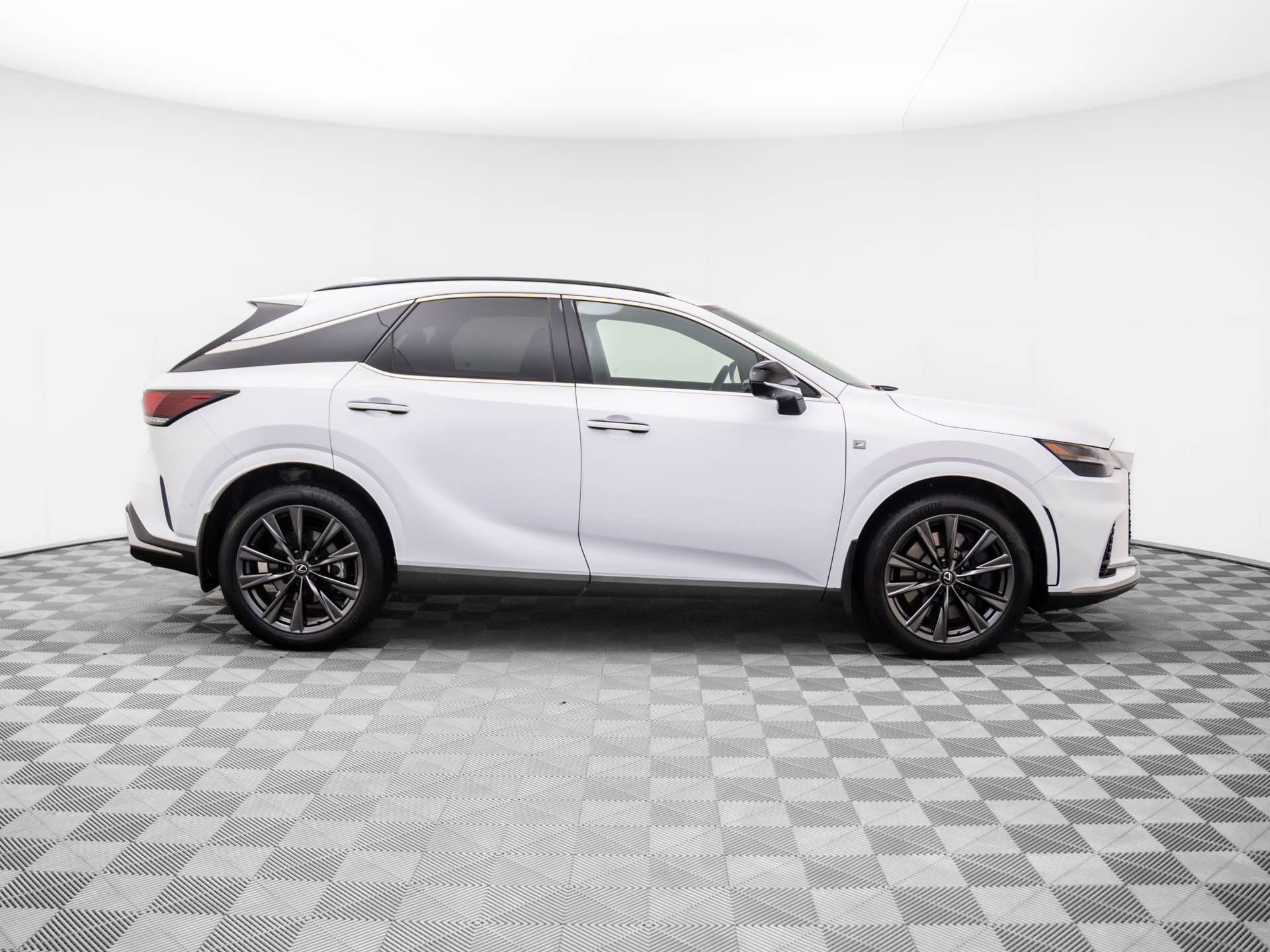 Used 2024 Lexus RX 350 AWD image 8