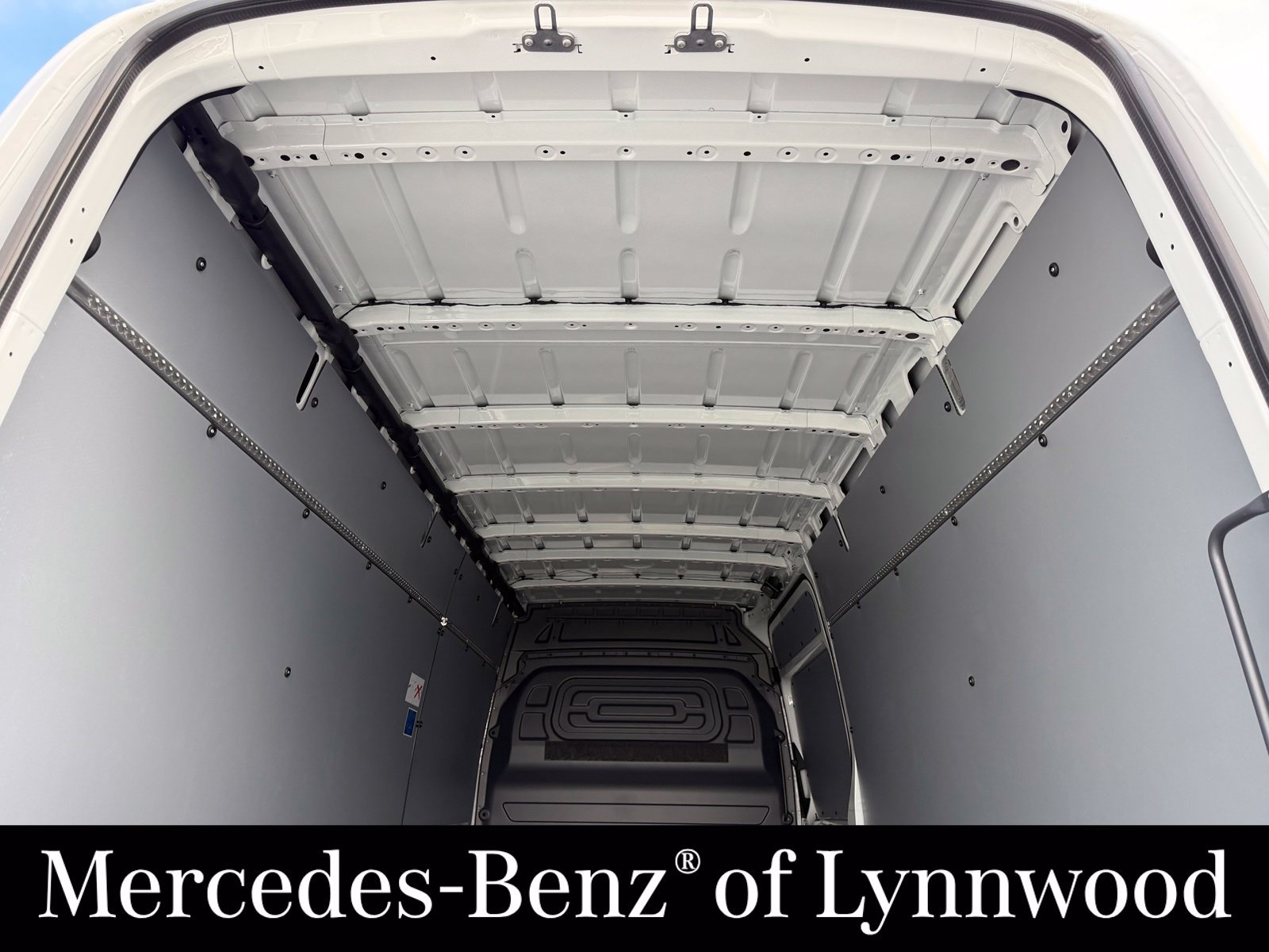 New 2026 Mercedes-Benz Sprinter 2500 image 12