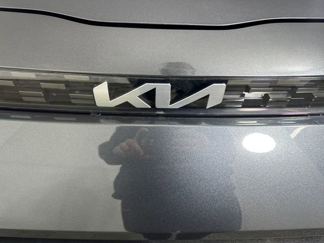 Used 2023 Kia Soul LX w/ LX Technology Package image 9