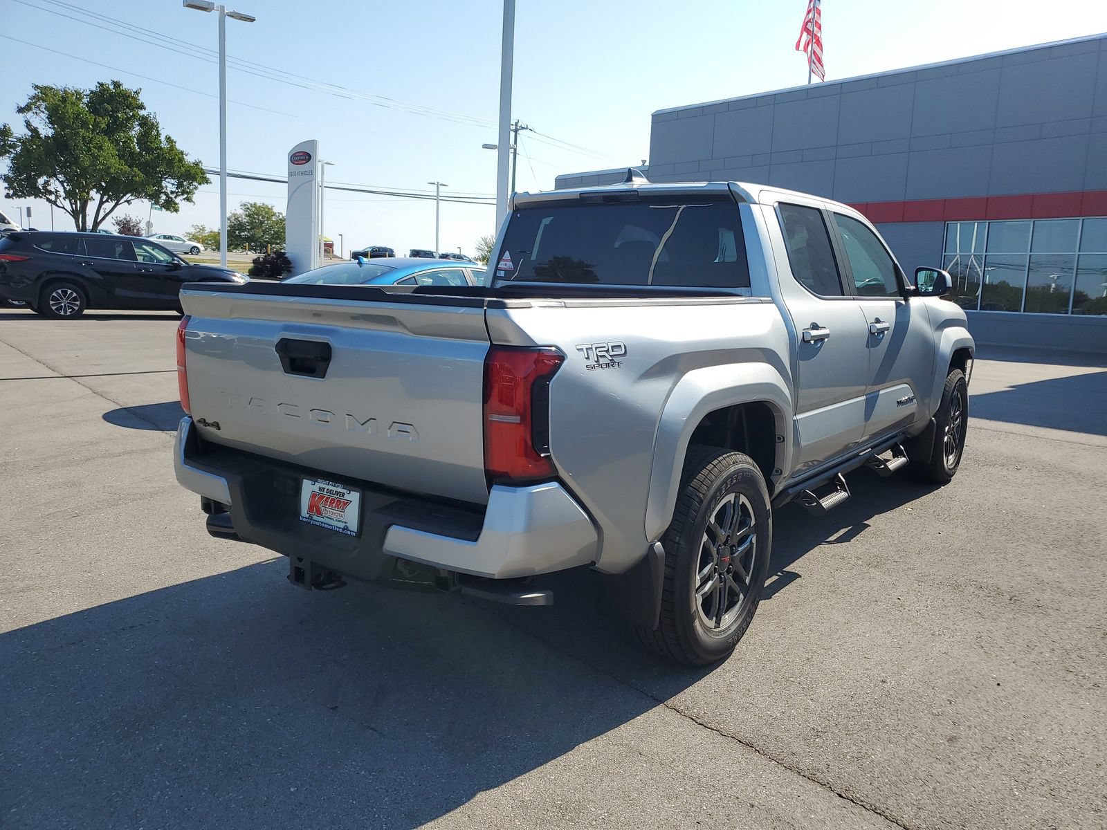 Certified 2026 Toyota Tacoma TRD Sport AWD/4WD image 4