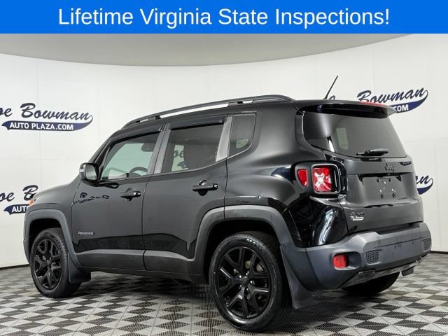 Used 2017 Jeep Renegade Altitude AWD/4WD image 9