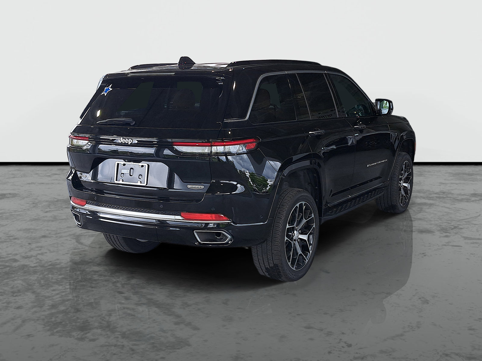 Certified 2024 Jeep Grand Cherokee Summit AWD/4WD image 2