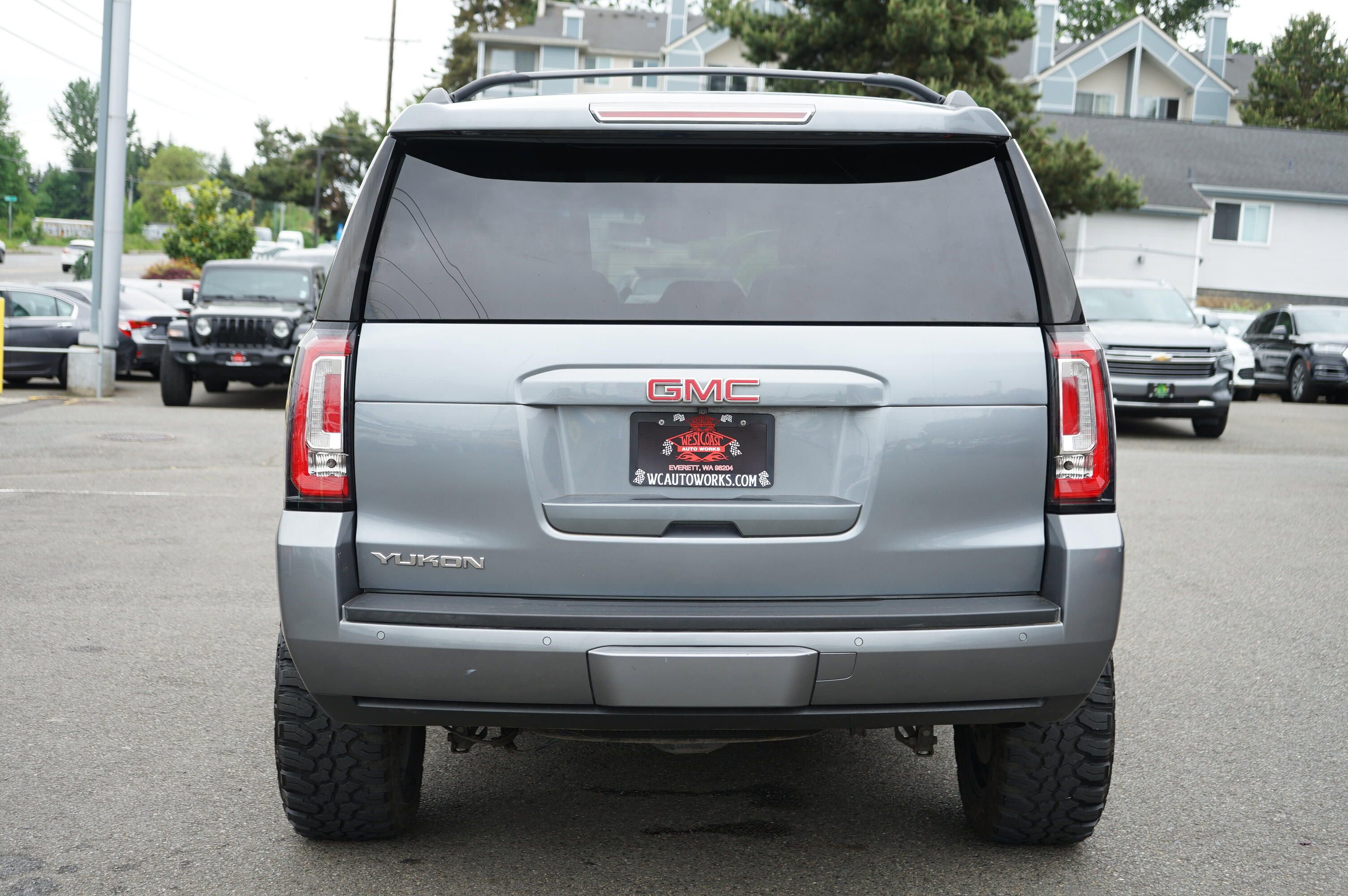 Used 2020 GMC Yukon SLT w/ Open Road Package AWD/4WD image 4