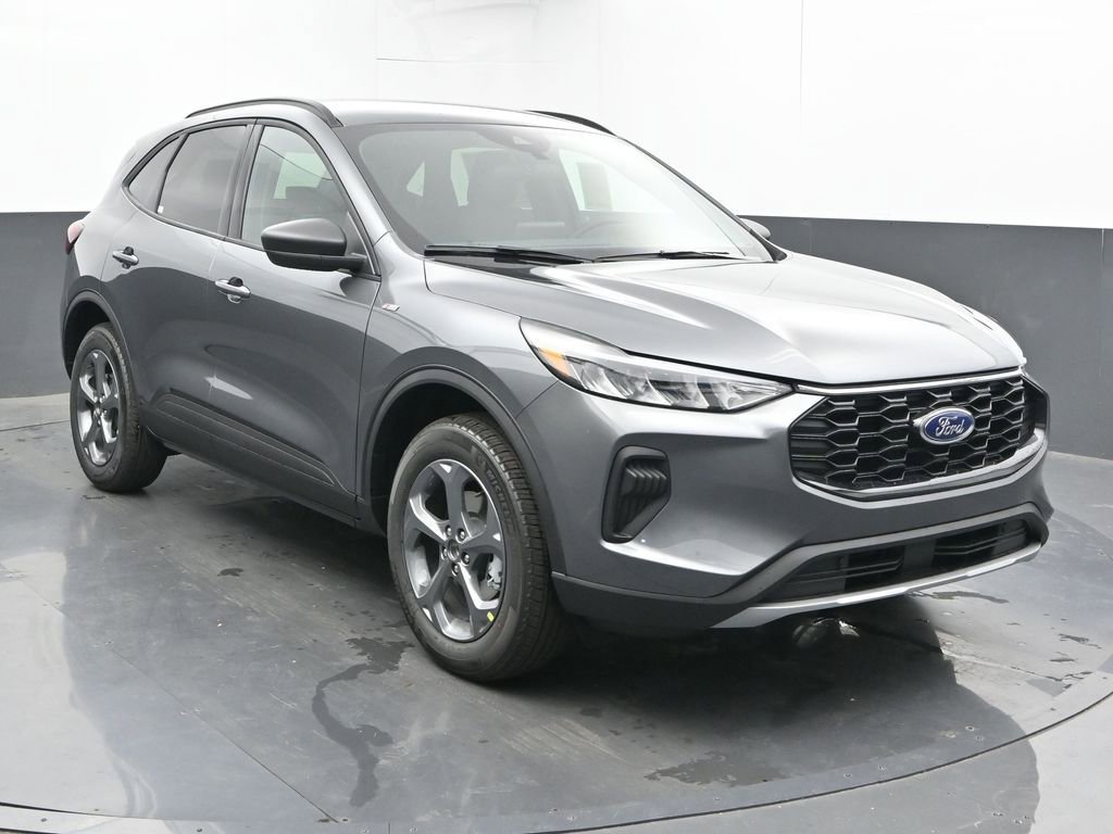 New 2026 Ford Escape ST-Line w/ Cold Weather Package image 2